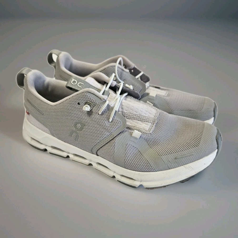 Women's On Cloud 6, Size Y5 Gray And Light Pink Accents